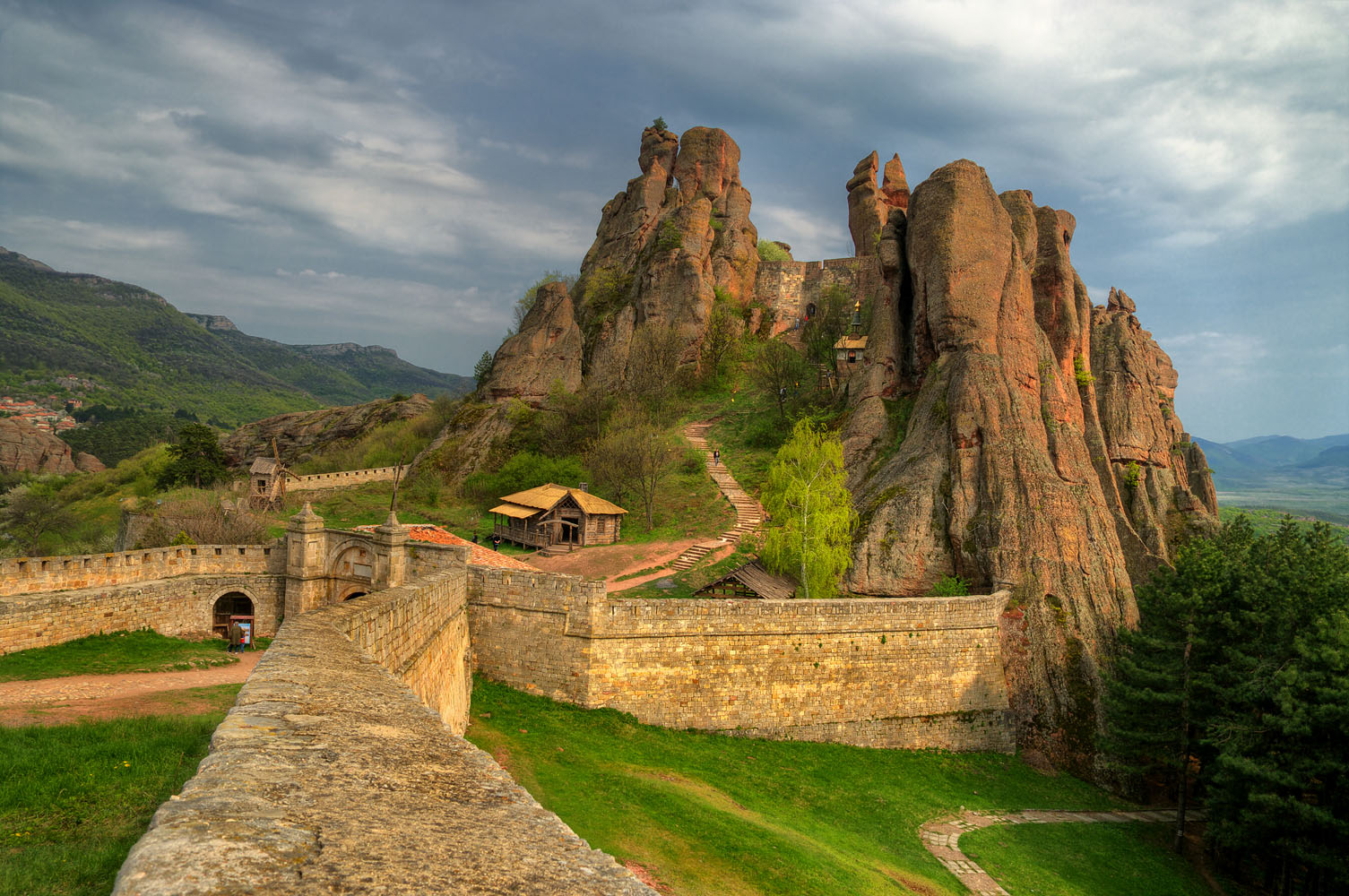 Pi-Group » Blog Archive » Belogradchik Rocks and Fortress